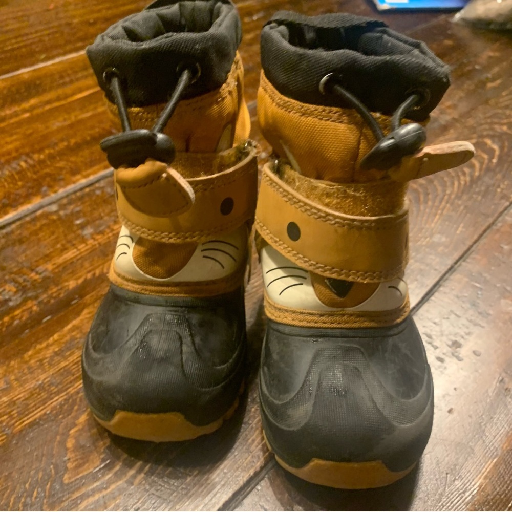 Cat & Jack Toddler Winter Boots